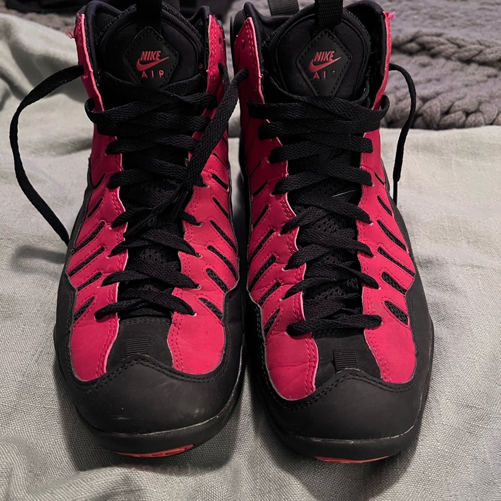 Mens Nike Air Bakin Size 10.5